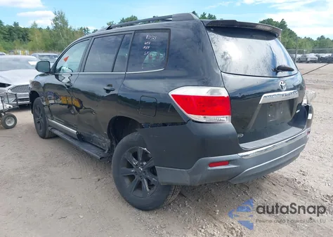 2011 Toyota Highlander Base V6 from USA, damaged, VIN 5TDBK3EH3BS067226